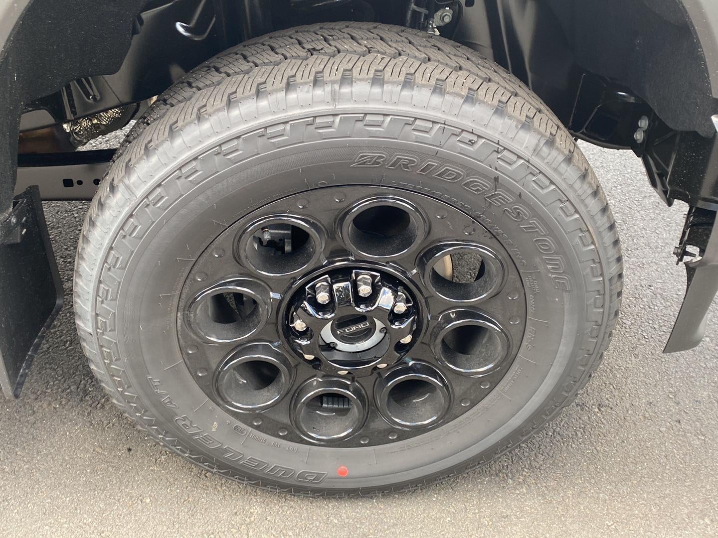 2026 Ford F-350 LARIAT *Under Deposit*