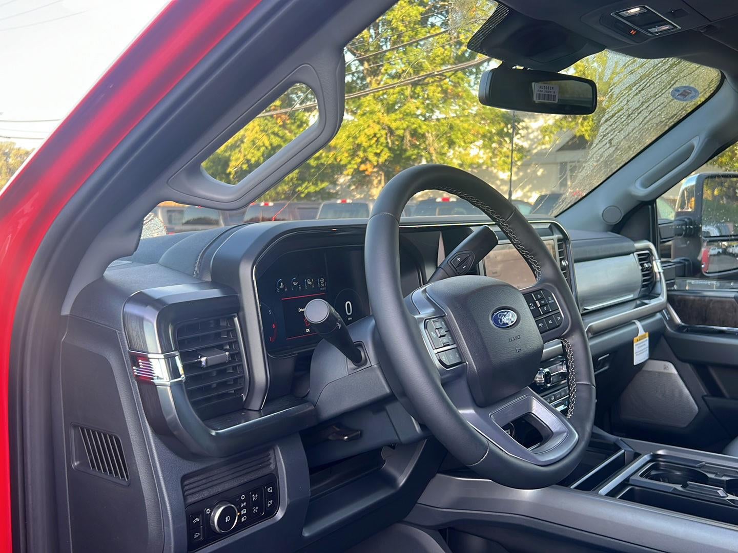2027 Ford F-350 LARIAT *Under Deposit*