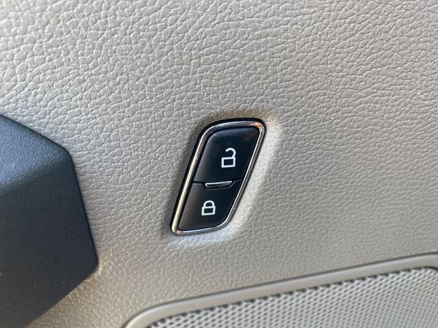2020 Ford F-150 XL *Under Deposit*