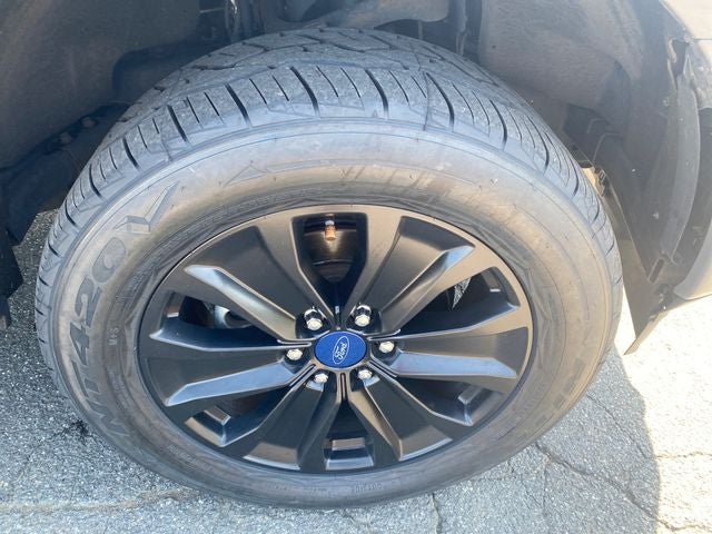 2020 Ford F-150 XL *Under Deposit*