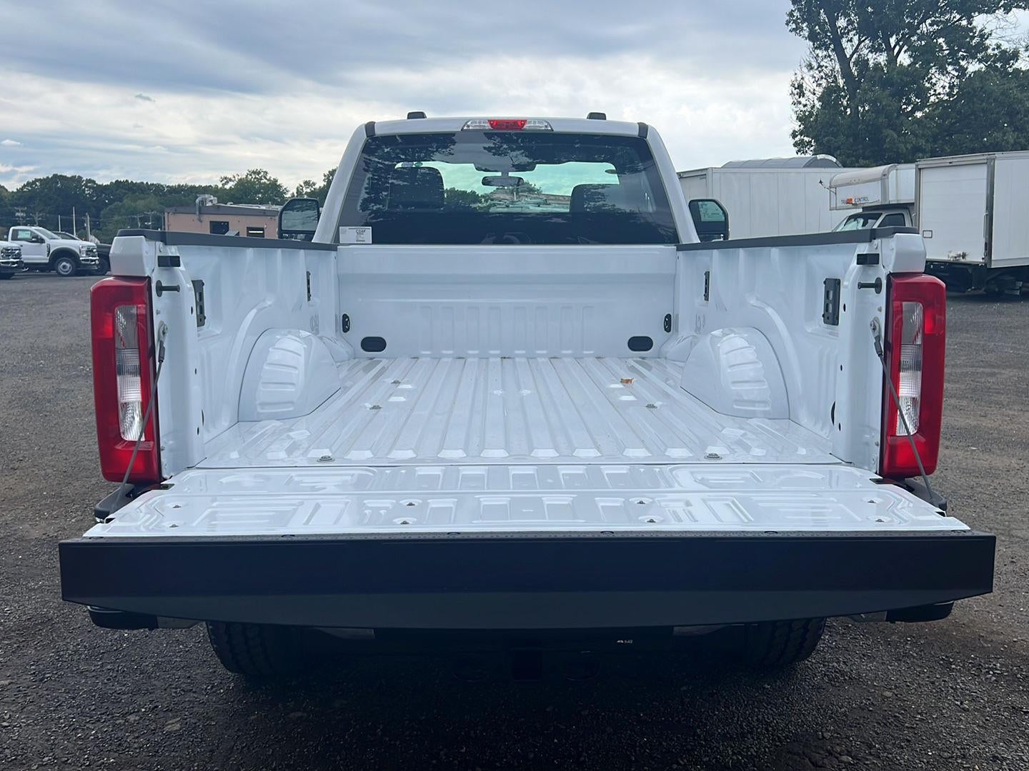 2027 Ford F-350 XL