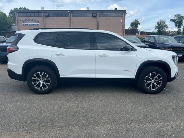 2025 GMC Acadia AT4