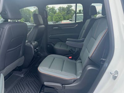 2025 GMC Acadia AT4