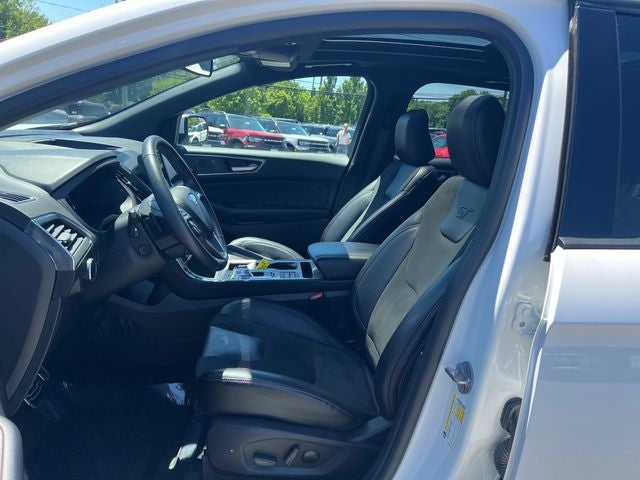 2024 Ford Edge ST