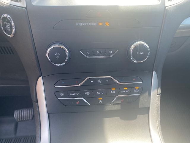 2020 Ford Edge SEL *Under Deposit*
