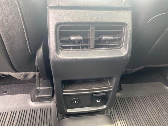 2023 Ford Edge SEL *Under Deposit*