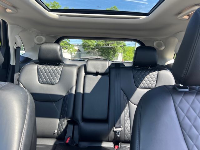2024 Ford Edge Titanium *Under Deposit*