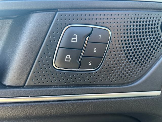 2024 Ford Edge Titanium *Under Deposit*