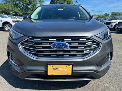 2024 Ford Edge Titanium *Under Deposit*