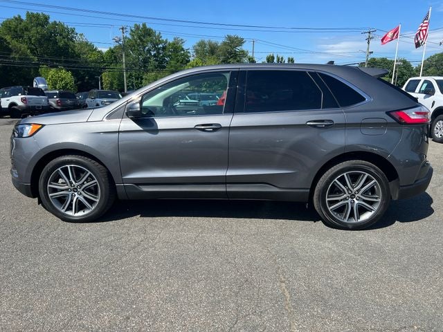 2024 Ford Edge Titanium *Under Deposit*