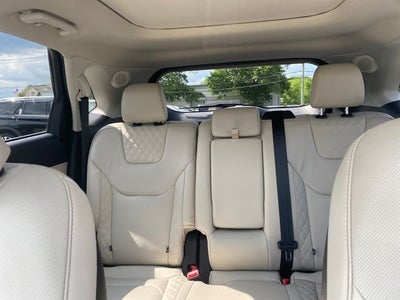 2023 Ford Edge Titanium *Under Deposit*