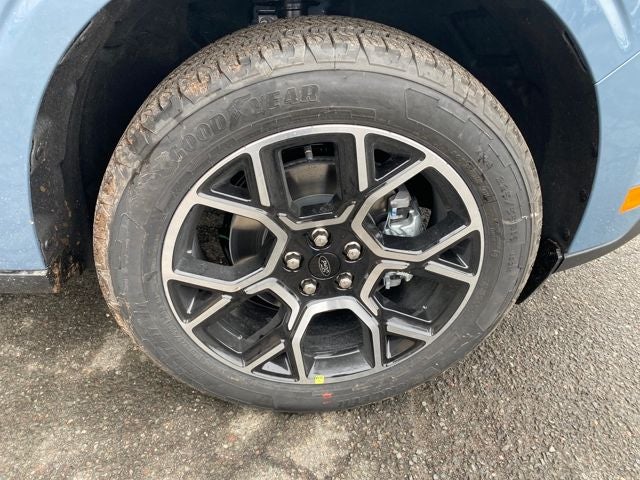 2026 Ford Maverick Lariat *Under Deposit*