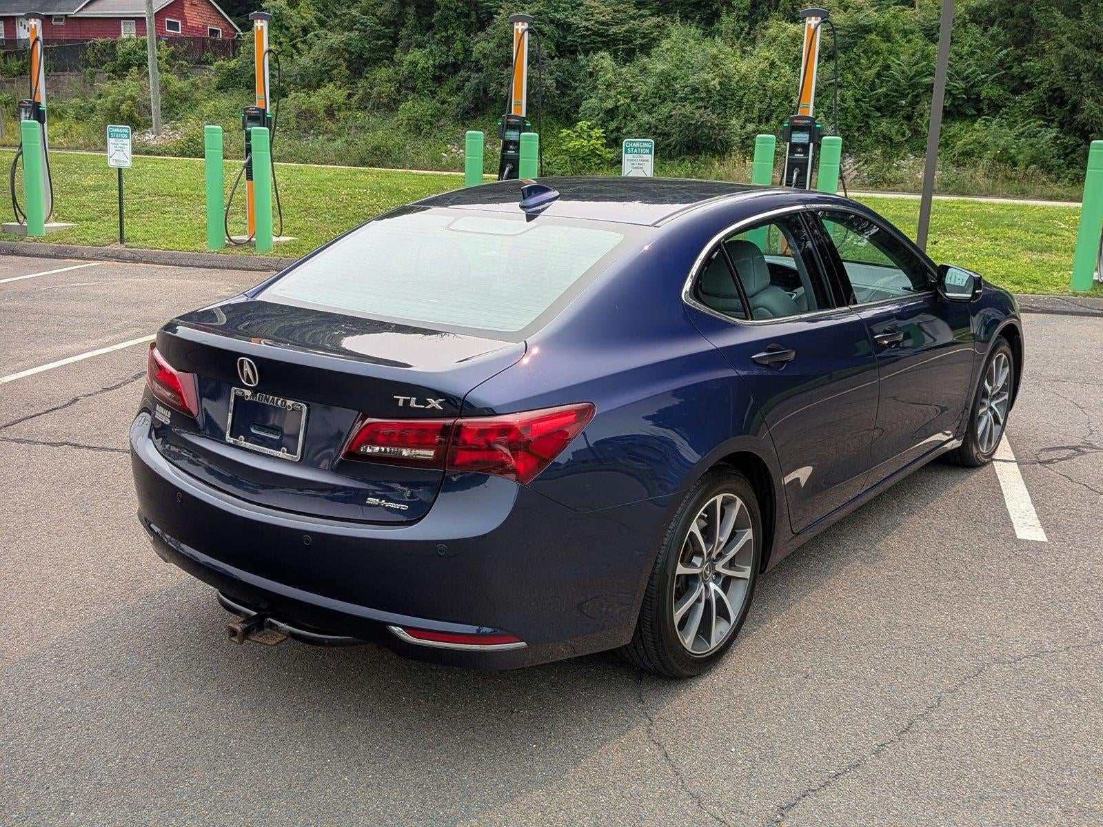 2017 Acura TLX V6 w/Advance Pkg *Under Deposit*