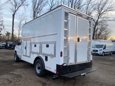 2026 Ford E-350SD Base Cutaway