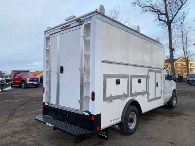 2026 Ford E-350SD Base Cutaway