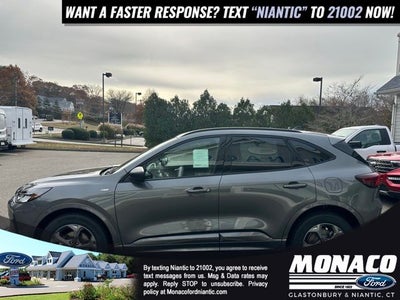 2024 Ford Escape Hybrid ST-Line *Under Deposit*