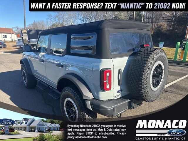 2023 Ford Bronco Base