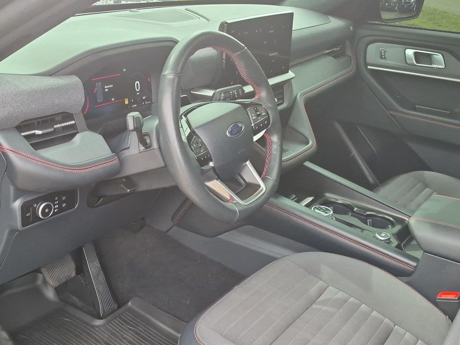 2025 Ford Explorer ST-Line *Under Deposit*