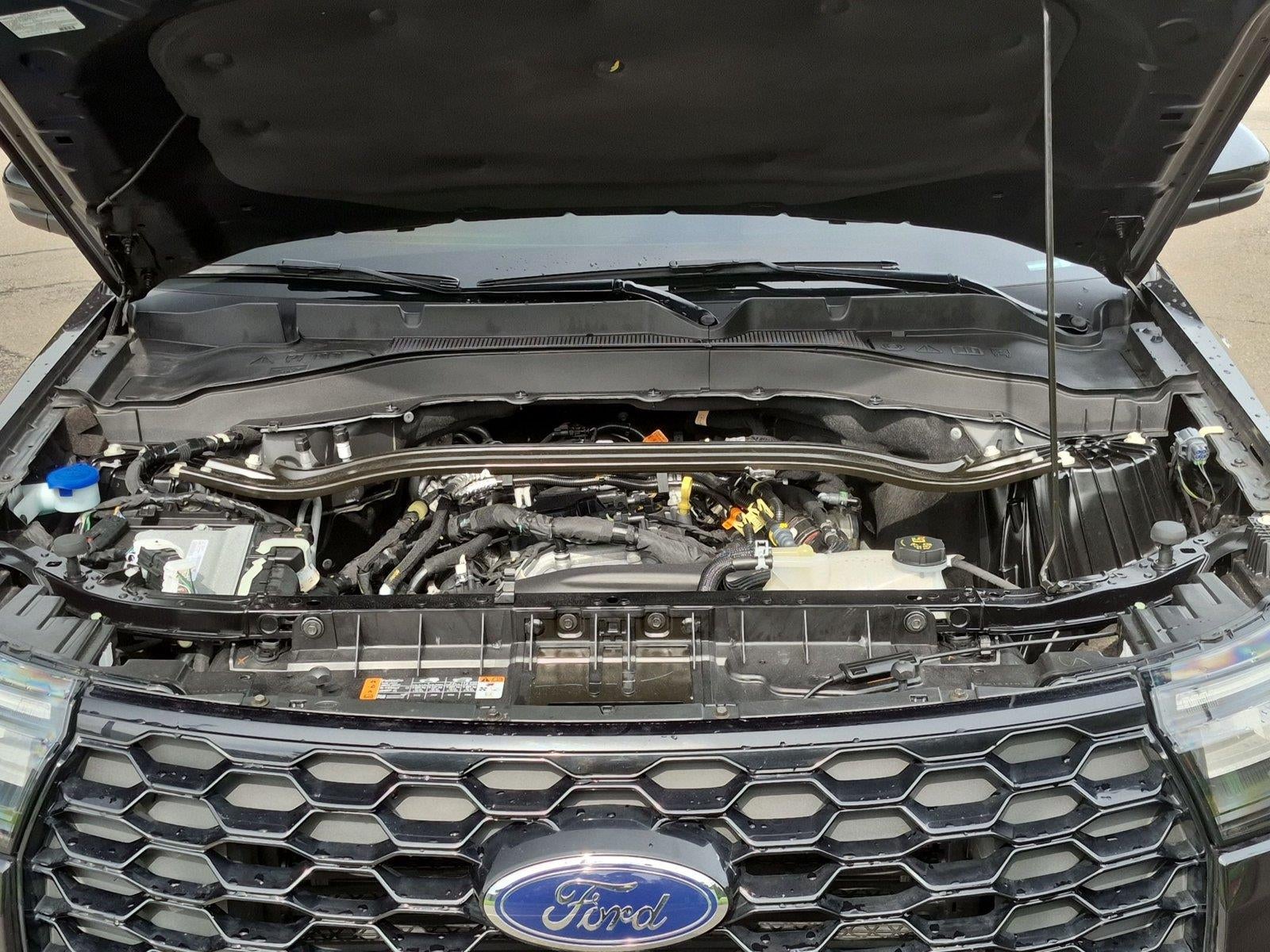 2025 Ford Explorer ST-Line *Under Deposit*