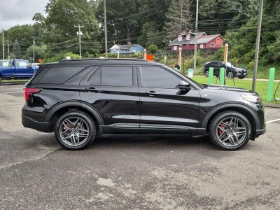 2025 Ford Explorer ST-Line *Under Deposit*