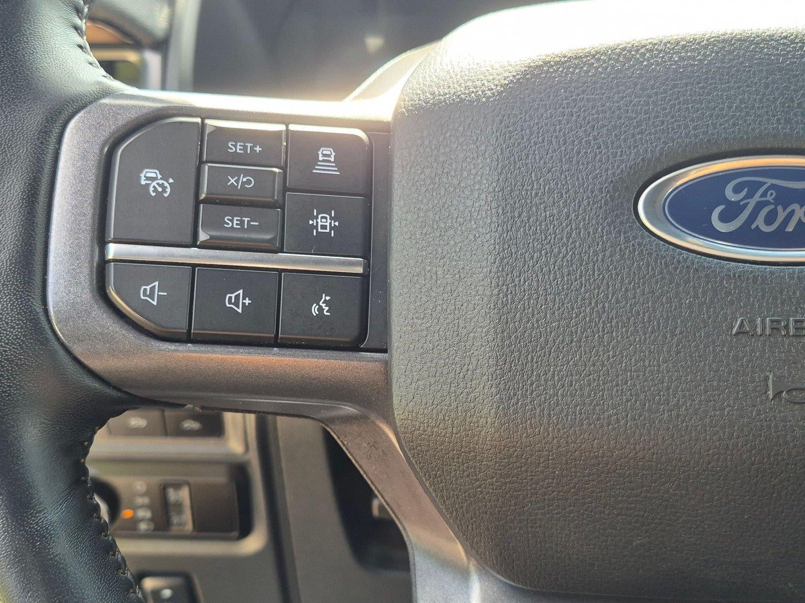 2023 Ford F-150 LARIAT *Under Deposit*