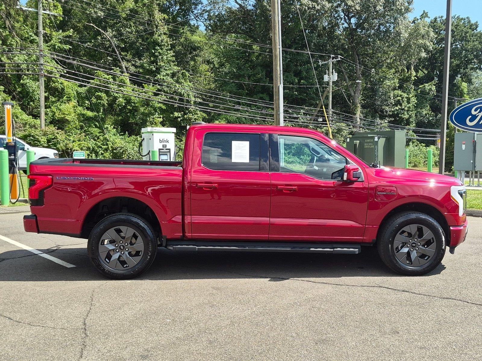 2023 Ford F-150 LARIAT *Under Deposit*
