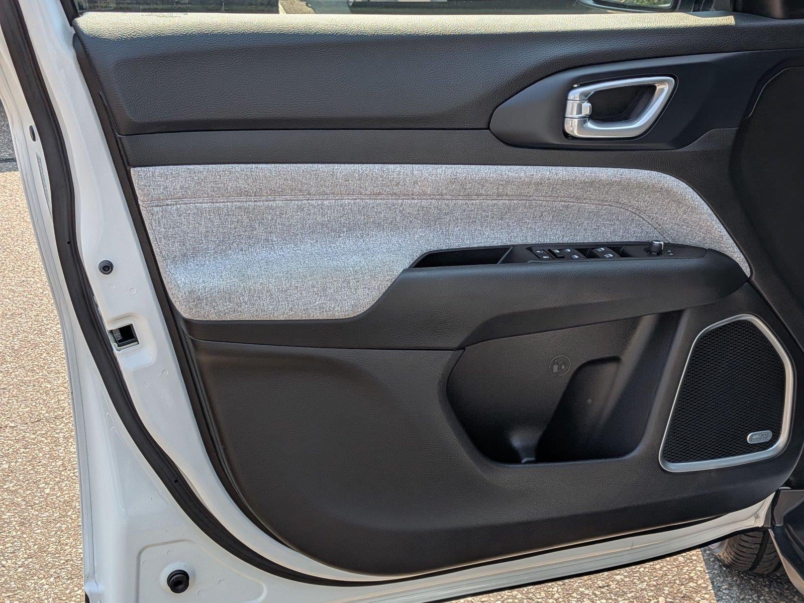 2022 Jeep Compass Latitude Lux *Under Deposit*