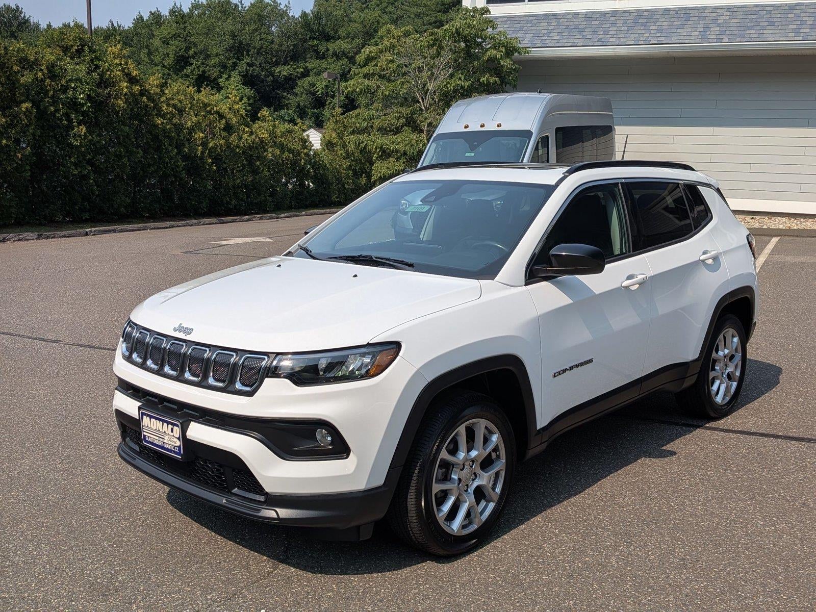 2022 Jeep Compass Latitude Lux *Under Deposit*