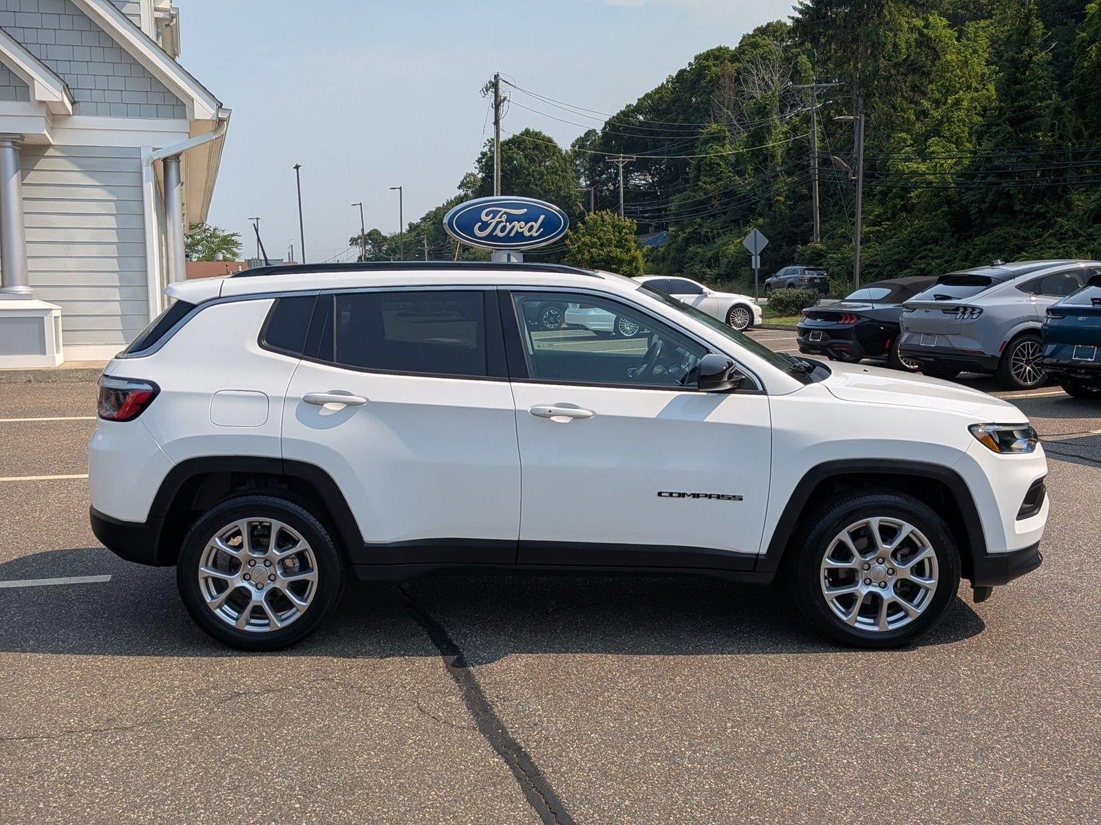 2022 Jeep Compass Latitude Lux *Under Deposit*