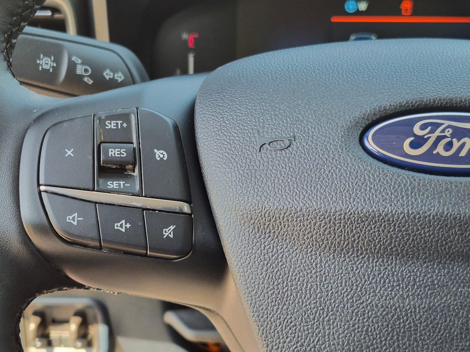 2026 Ford Maverick XLT *Under Deposit*