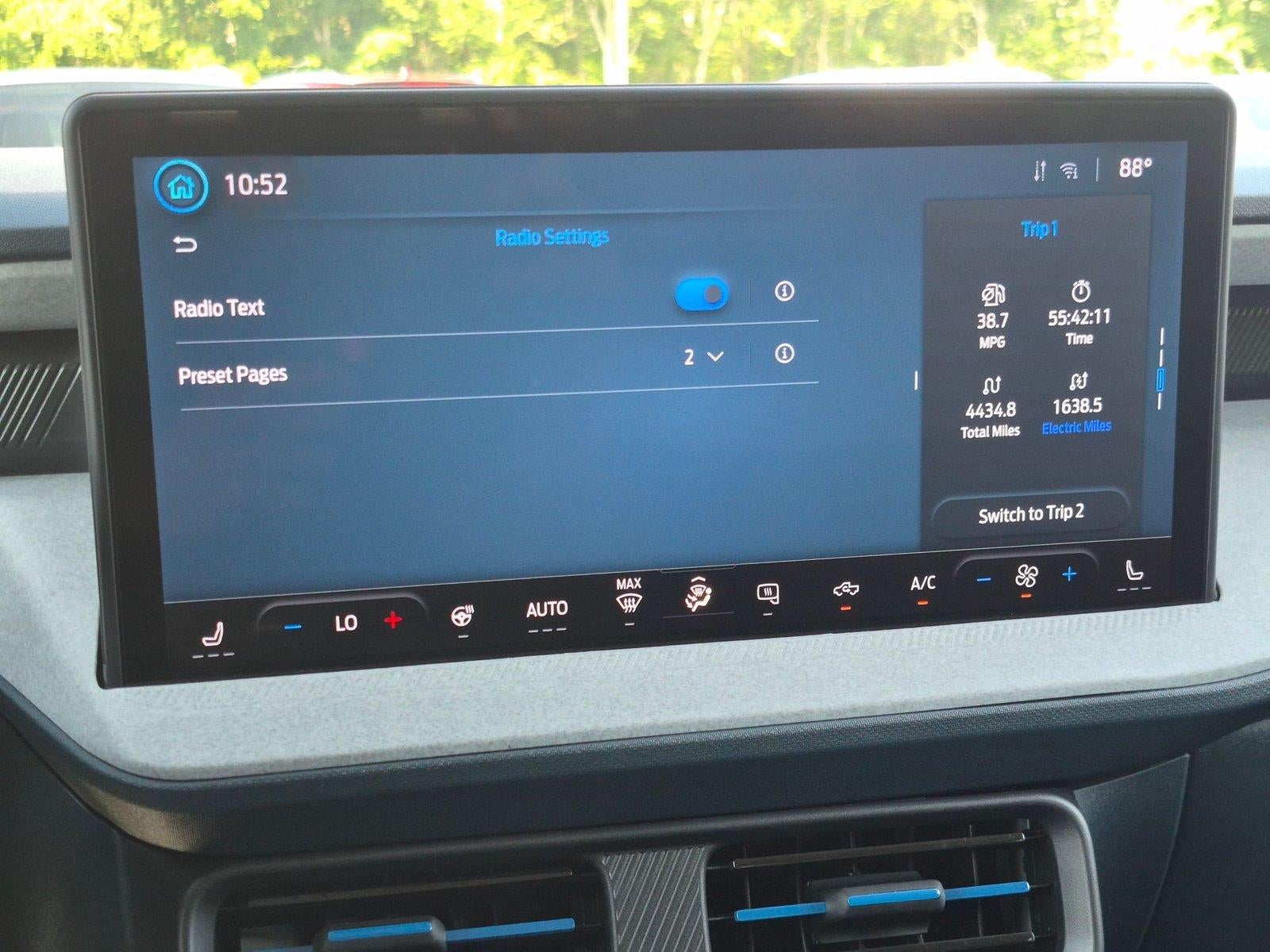2026 Ford Maverick XLT *Under Deposit*