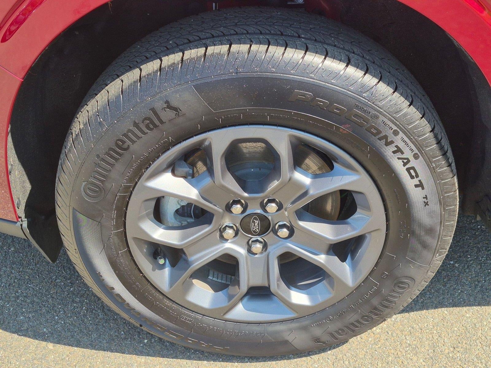 2026 Ford Maverick XLT *Under Deposit*