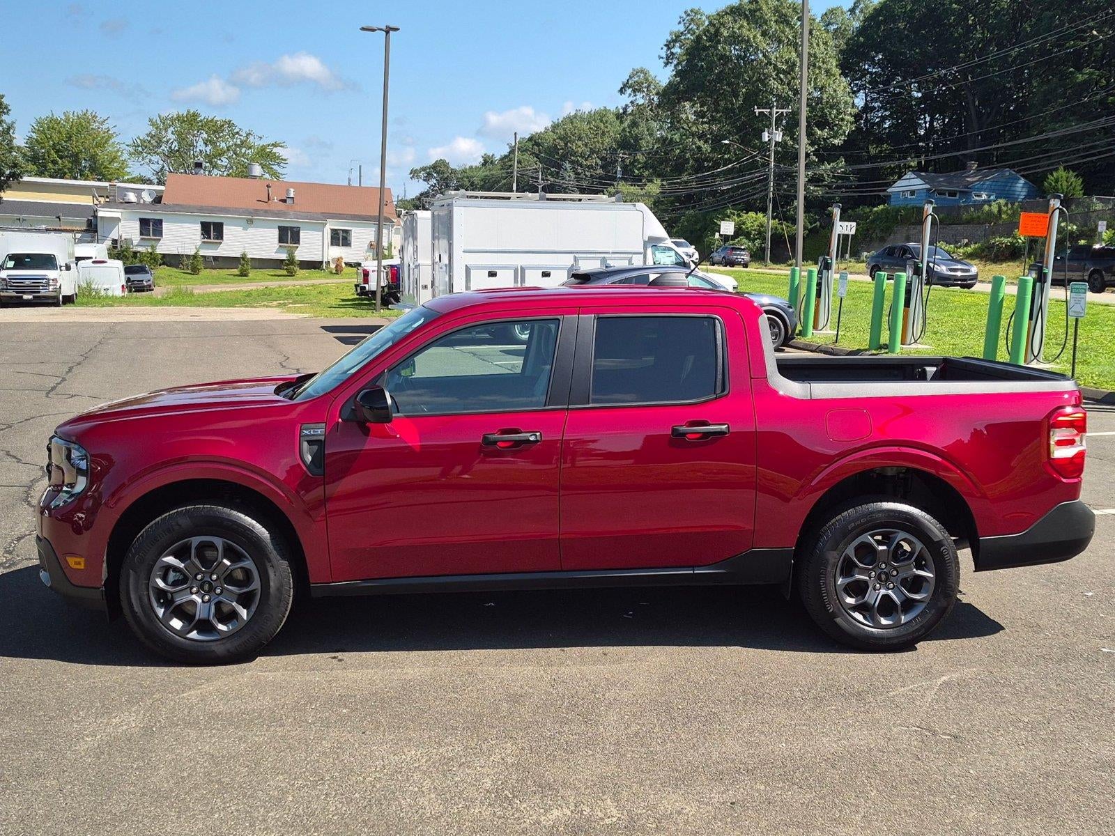 2026 Ford Maverick XLT *Under Deposit*