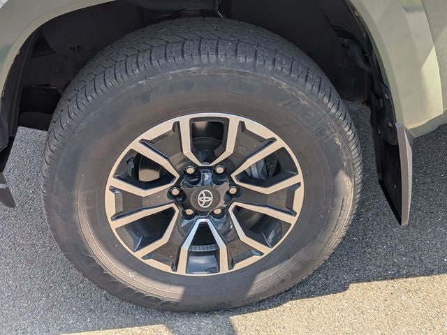2022 Toyota Tacoma TRD Sport V6