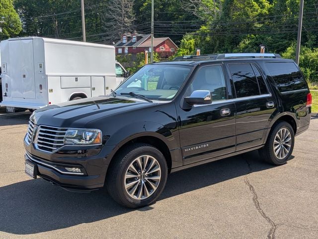 2017 Lincoln Navigator Select