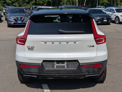 2020 Volvo XC40 R-Design *Under Deposit*