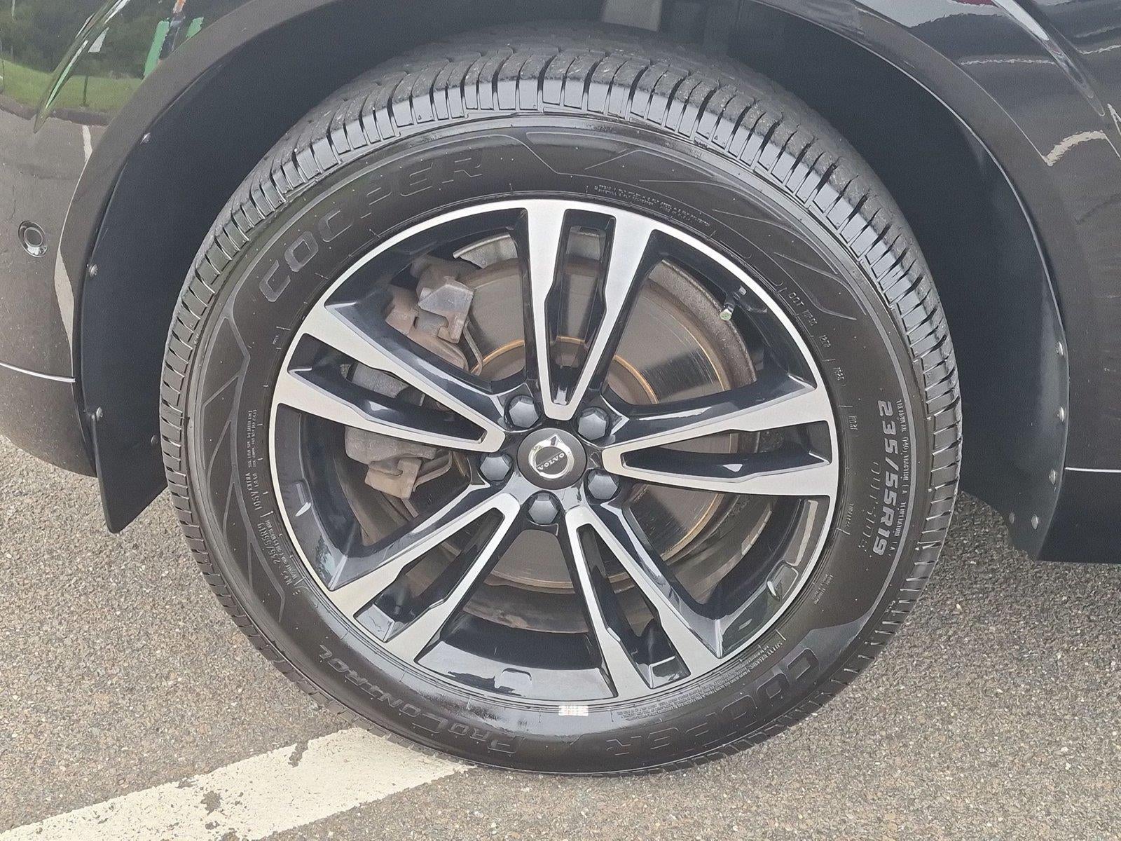 2019 Volvo XC60 Momentum